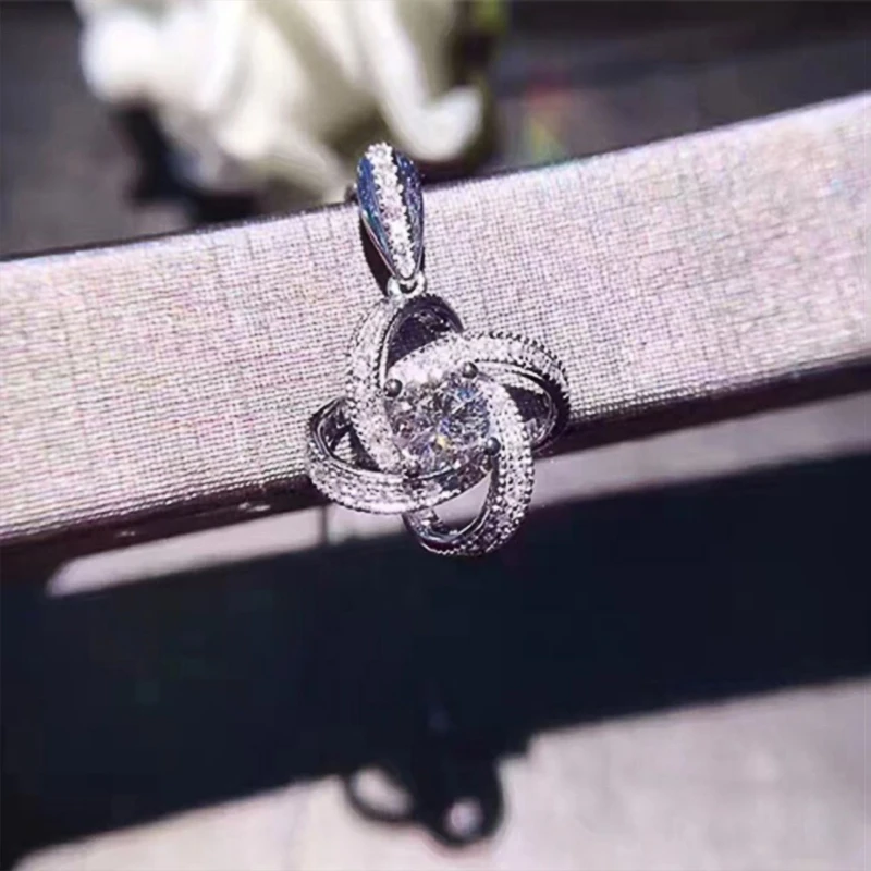 

New Windmill Shaped Pendant Necklace for Women Luxury Inlaid Crystal Cubic Zirconia Stylish Wedding Engagement Jewelry New