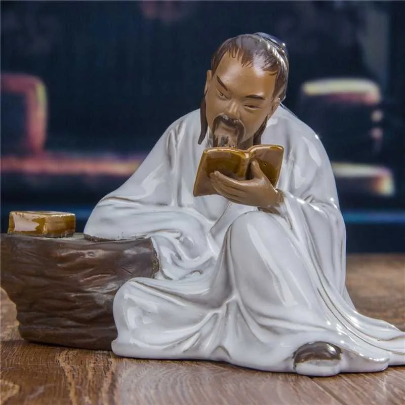 

Керамическая статуэтка Хуа Туо У Цинь Си Бо Гу