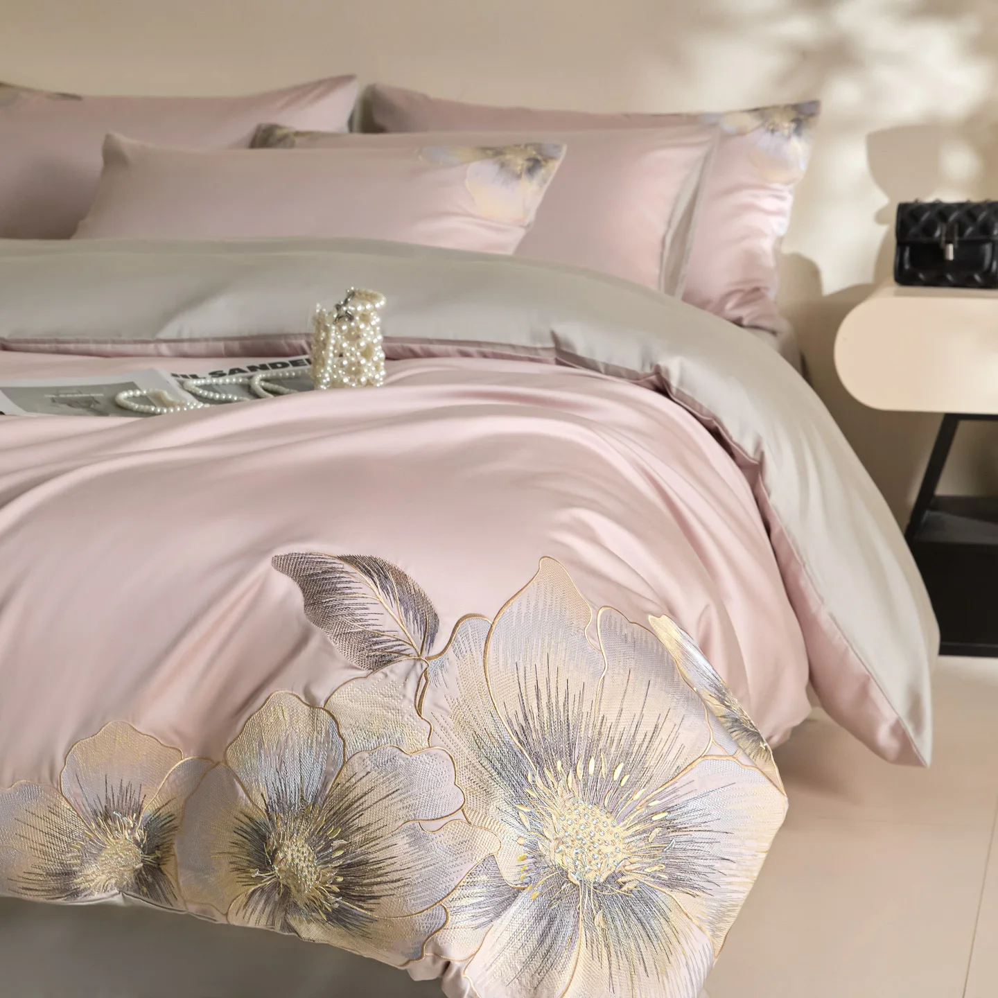 

Комплект постельного белья из хлопка 4 шт.