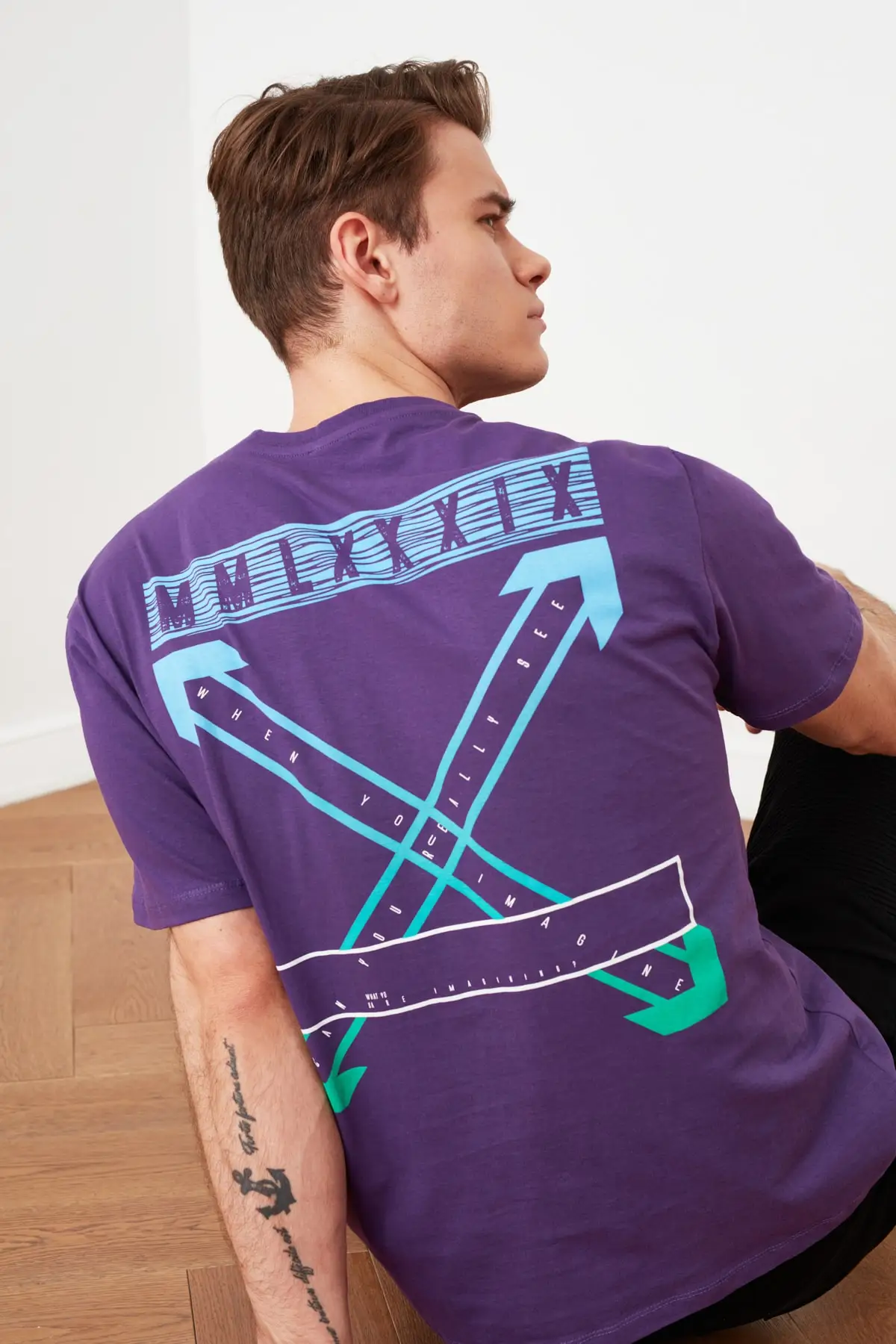 

Trendyol Male Backpack Printed T-Shirt TMNSS20TS1132