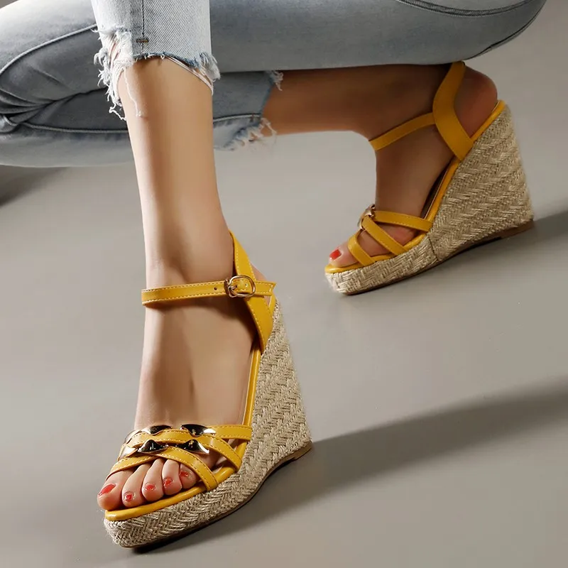 Босоножки женские на танкетке Модные Вязаные сандалии-гладиаторы высоком