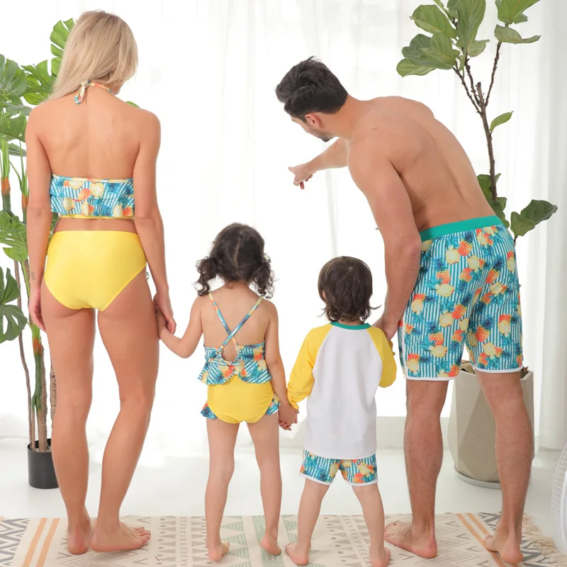 Семейная одежда 2022 с принтом ананаса новая купальная для матери и дочери лямкой