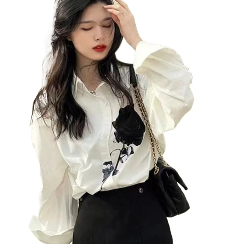 Женская рубашка DAYIFUN с вышивкой в виде черной розы летняя/Осенняя белая