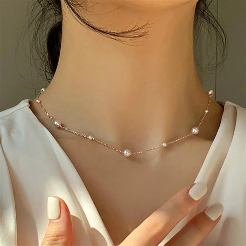 

Vintage Imitation Pearls Necklaces Women's Neck Chain Choker Aesthetic Necklaces Korean Fashion Minimalist Jewelry on the Neck