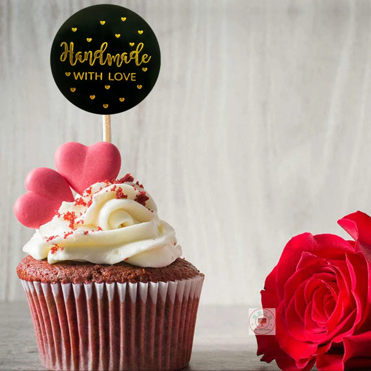 500 шт. 1 дюйм. Золотые наклейки ручной работы с надписью With Love для клиента еда