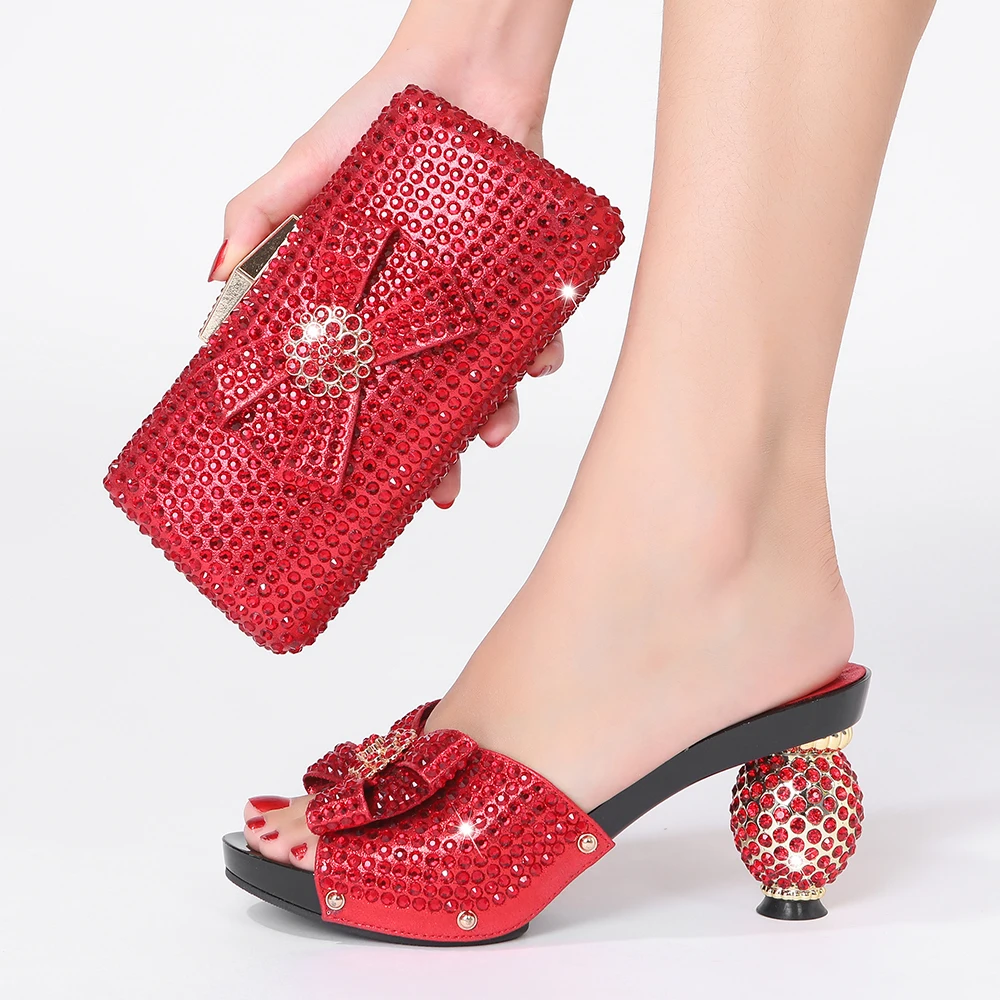 

2022 Party New Arrival Royal Red Color Comfortable Streamline Style Ladies Shoes and Bag Set With Rhinestone for Party Wedding