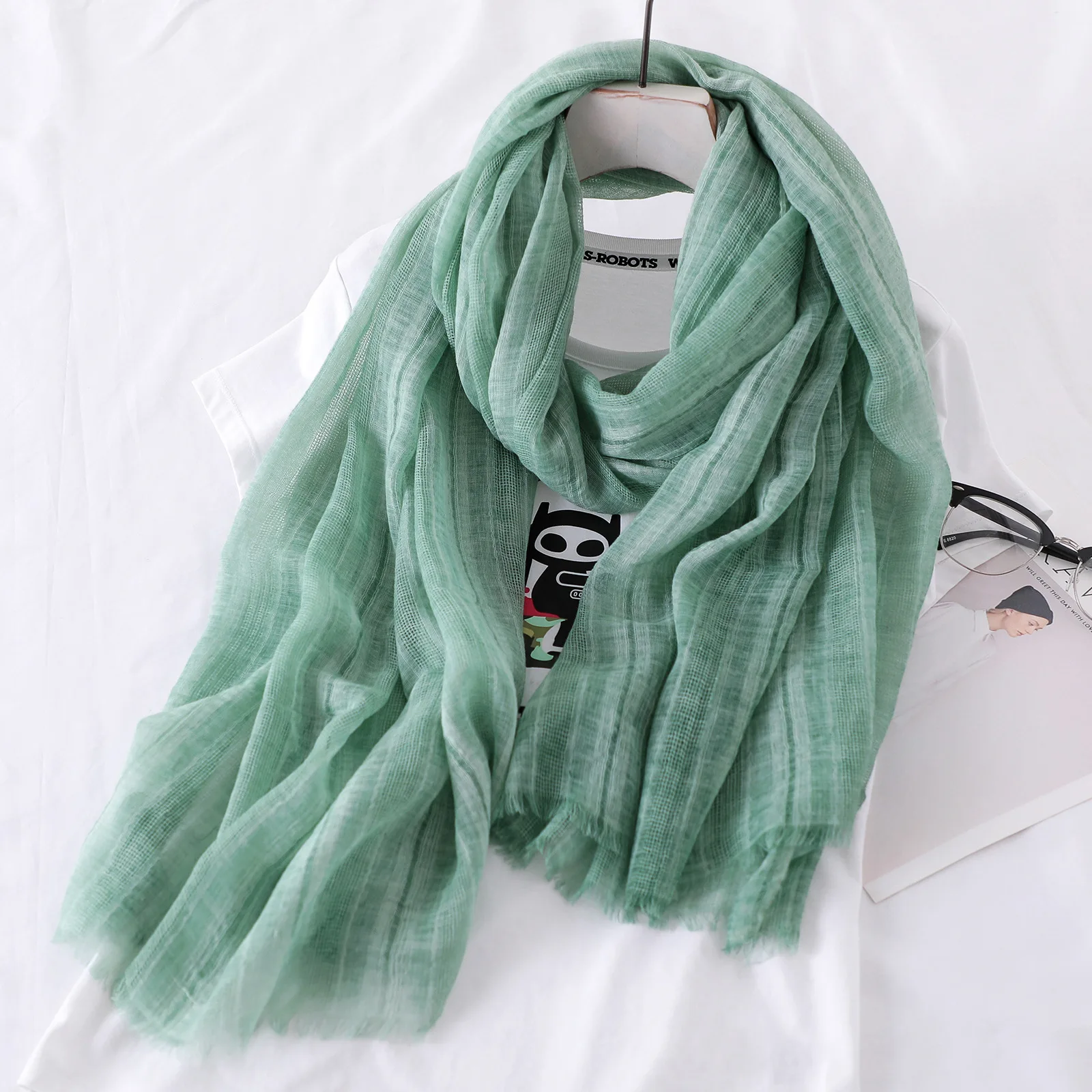 

HHhhFour Seasons японская простая фотография, мягкая монохромная девушка для освещения