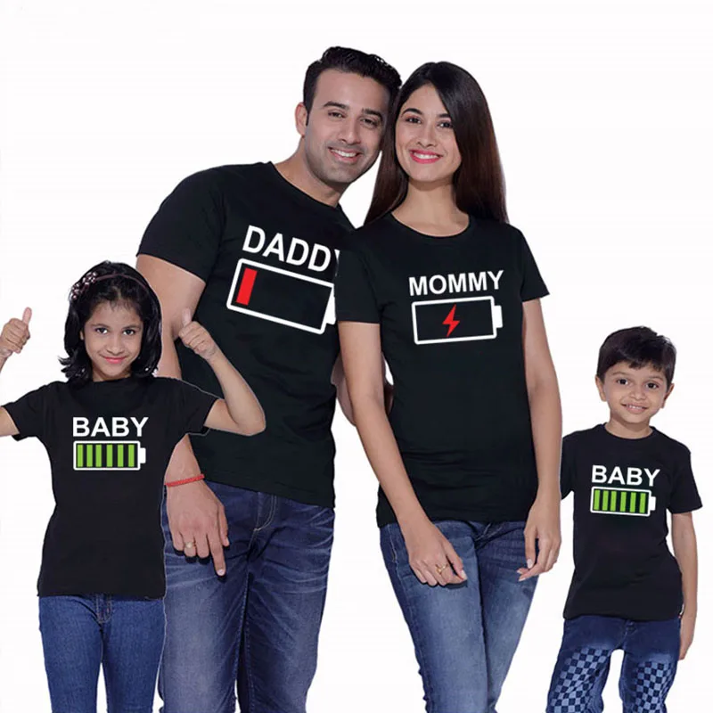

Summer Family Look T Shirt Father Son Short Sleeve Battery Print Family Matching T Shirts Mommy And Me Family Outfits Tees Tops