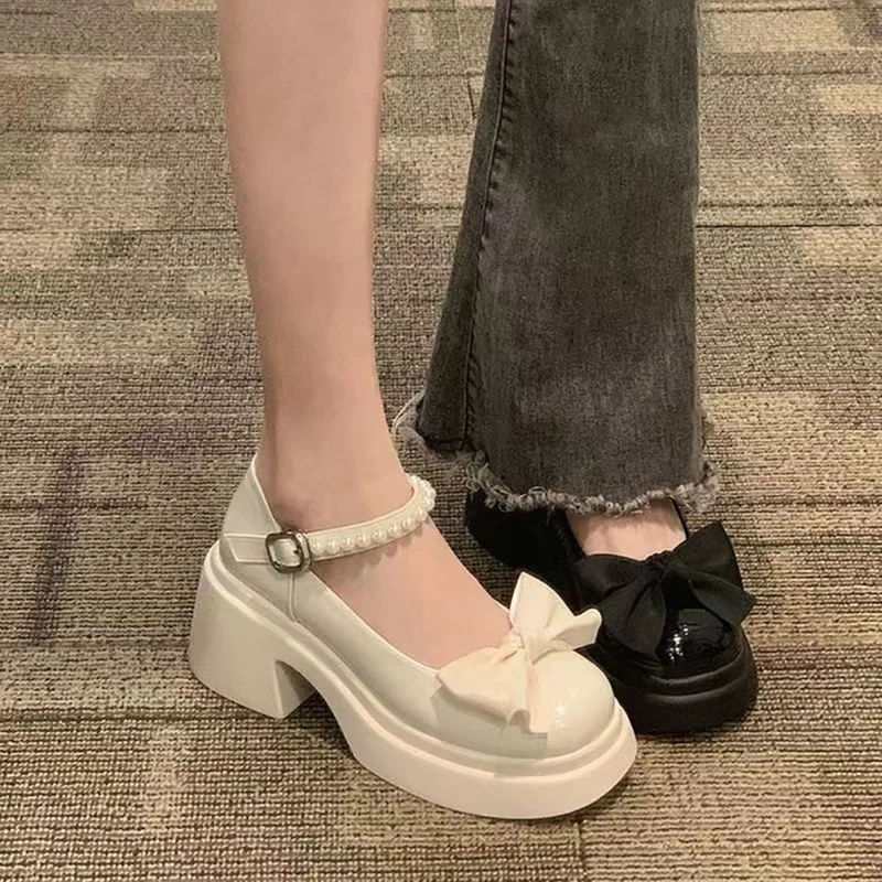 

Женские туфли мэри джейн с круглым носком, на толстой подошве, повседневные кожаные туфли с бантом и жемчугом на квадратном каблуке, 2023