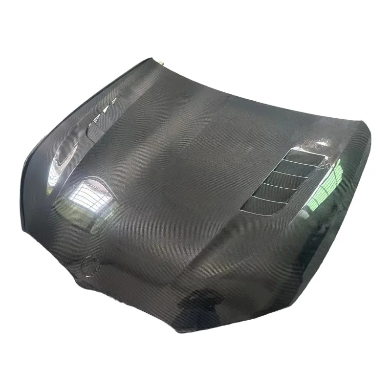 Передняя крышка капота двигателя из углеродного волокна подходит для M8 F93 2021 +