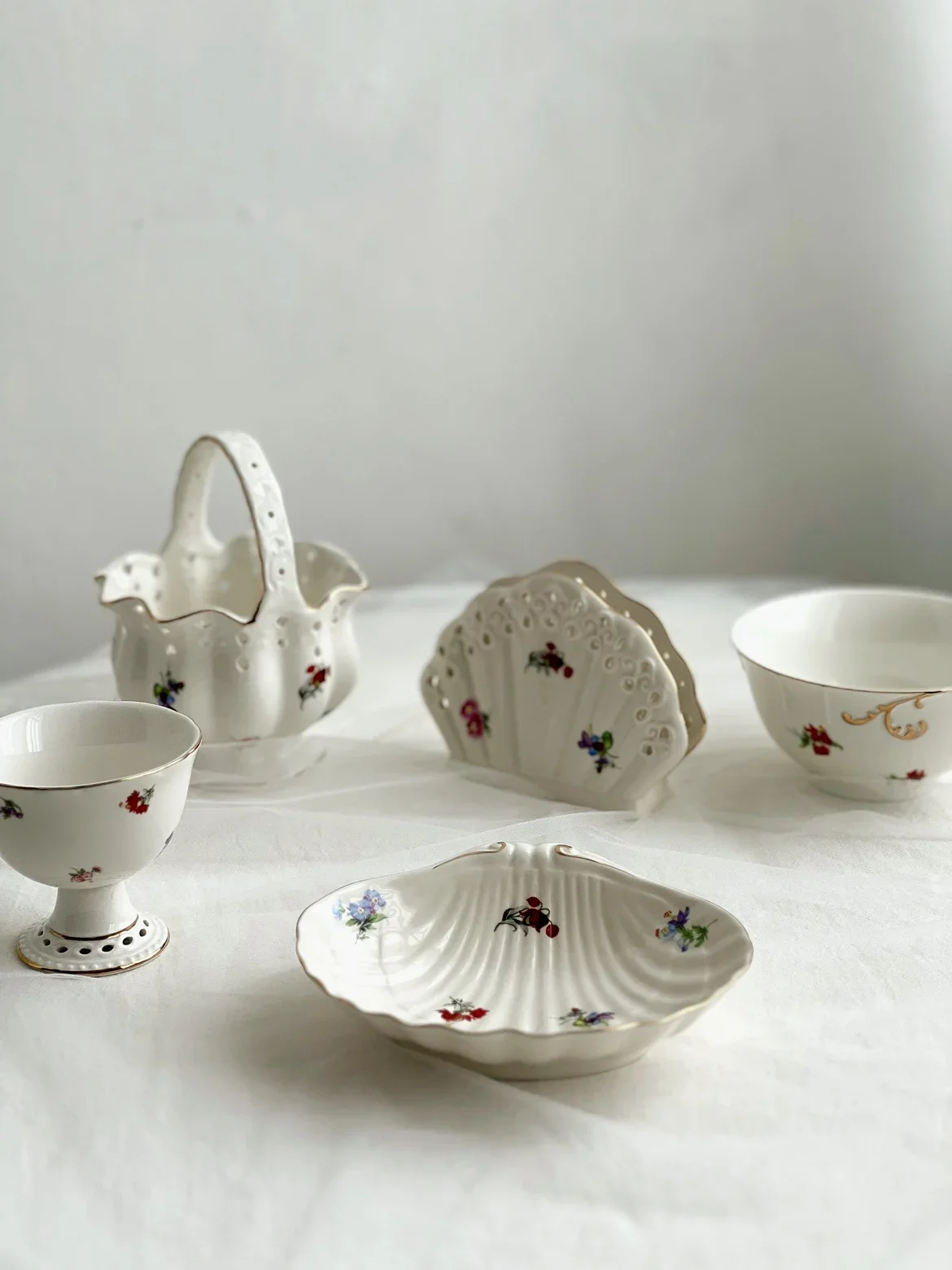 Свежий похожий на каменщик маленькие цветы керамическая оболочка держатель для