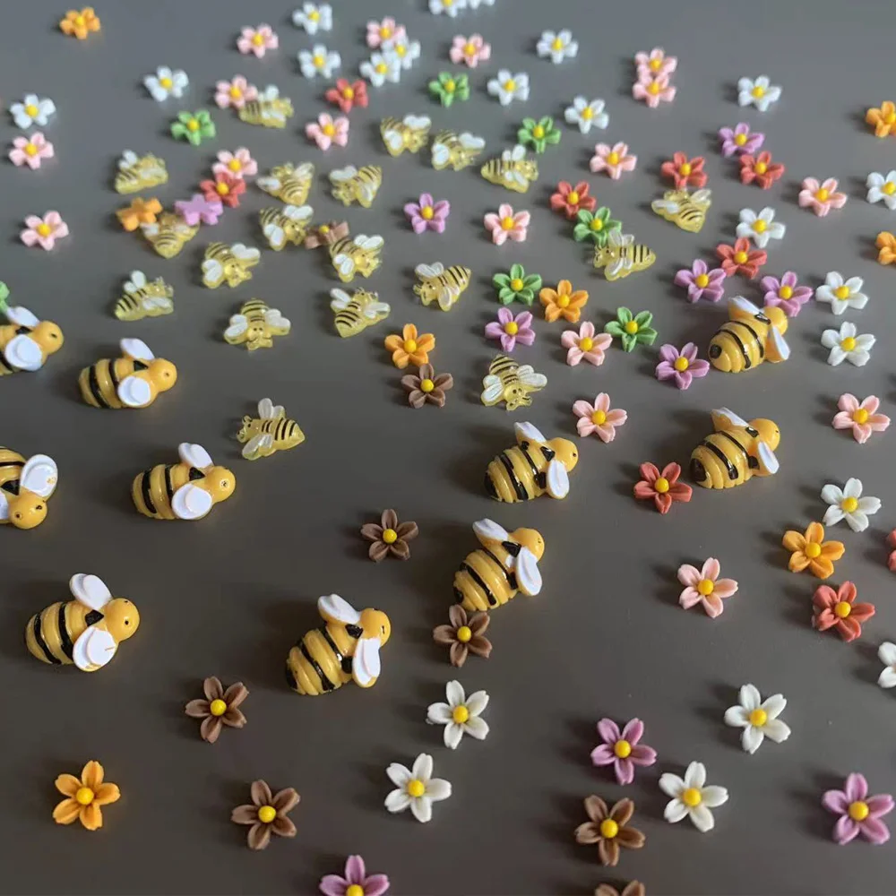 

10/20/50Pcs Butterfly Bee Flower Nail Accessories Cute Acrylic Nail Rhinestones Decors Jewelry Colorful 3D Manicure Accessories