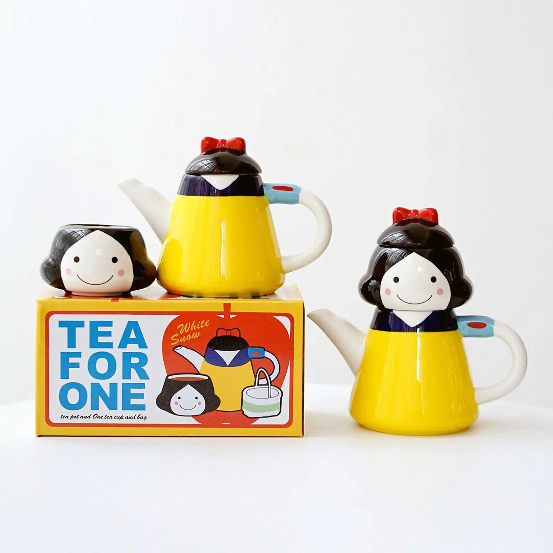 

Disney Cartoon Snow White Ceramic Teapot with Tea Leak Teacup Combination Hand-painted Cute Tea Set Home Decor Gifts for Kids