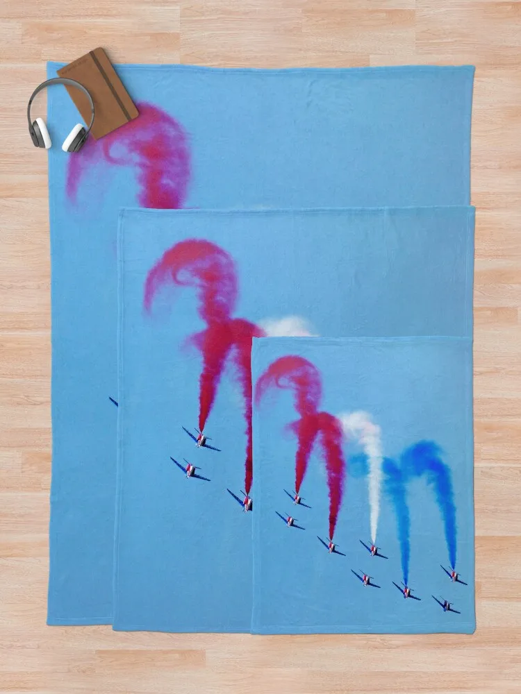 r256 / Finition 2022: La Patrouille de France - Le vigeant Okaio Créations Olavia Olao Плед Одеяла для волос