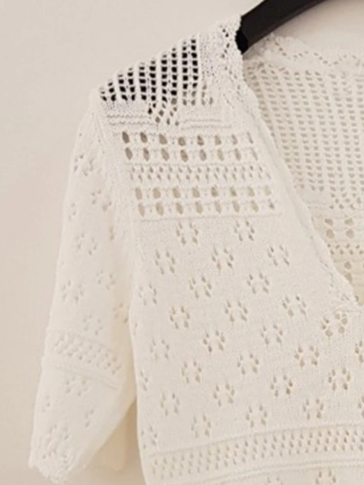 

Spring and Summer New Women Sweater Hollow V-neck Short-sleeved Knitted Pollover