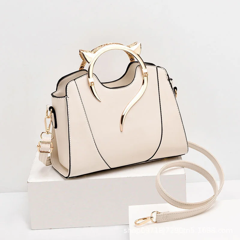 

2021 New Fashion Trend Portable Large Capacity Women's PU Leather Single Shoulder Messenger Bag Wallets For Women