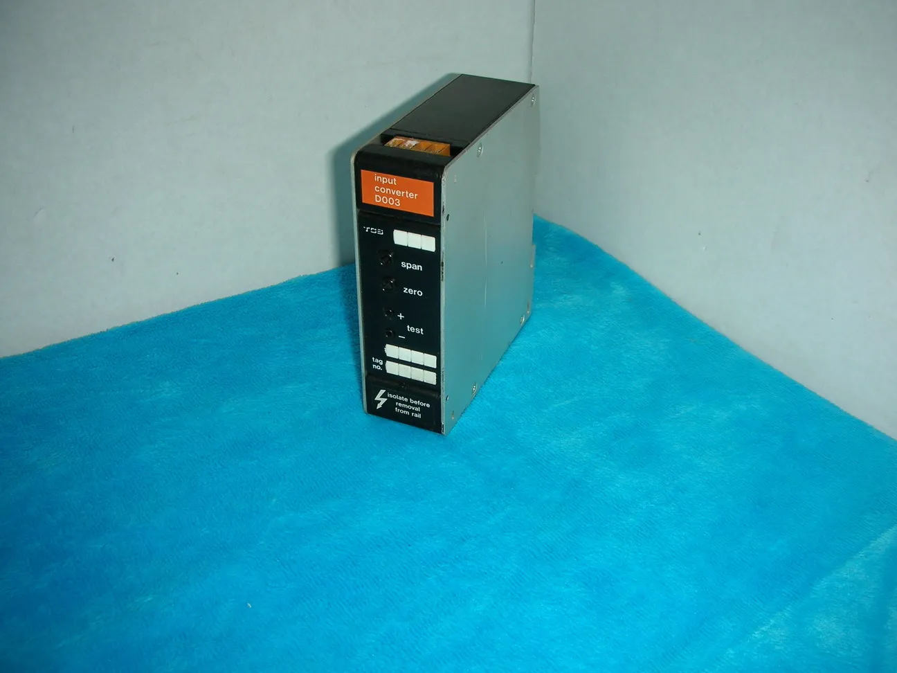 1 шт. ★ D003 D003/V/PRT100/0:400/DEG I29464 EUROTHERM