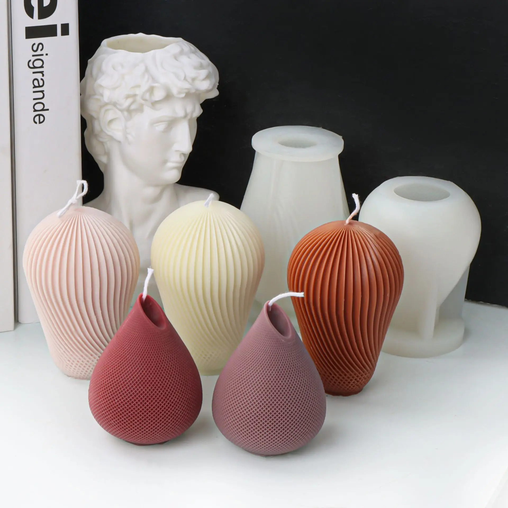 

Twist Stripe Candle Mold Stripe Twisted Candle Silicone Mold for Resin Clay Handmade Bubble Soap Making Molds DIY Craft Supplies