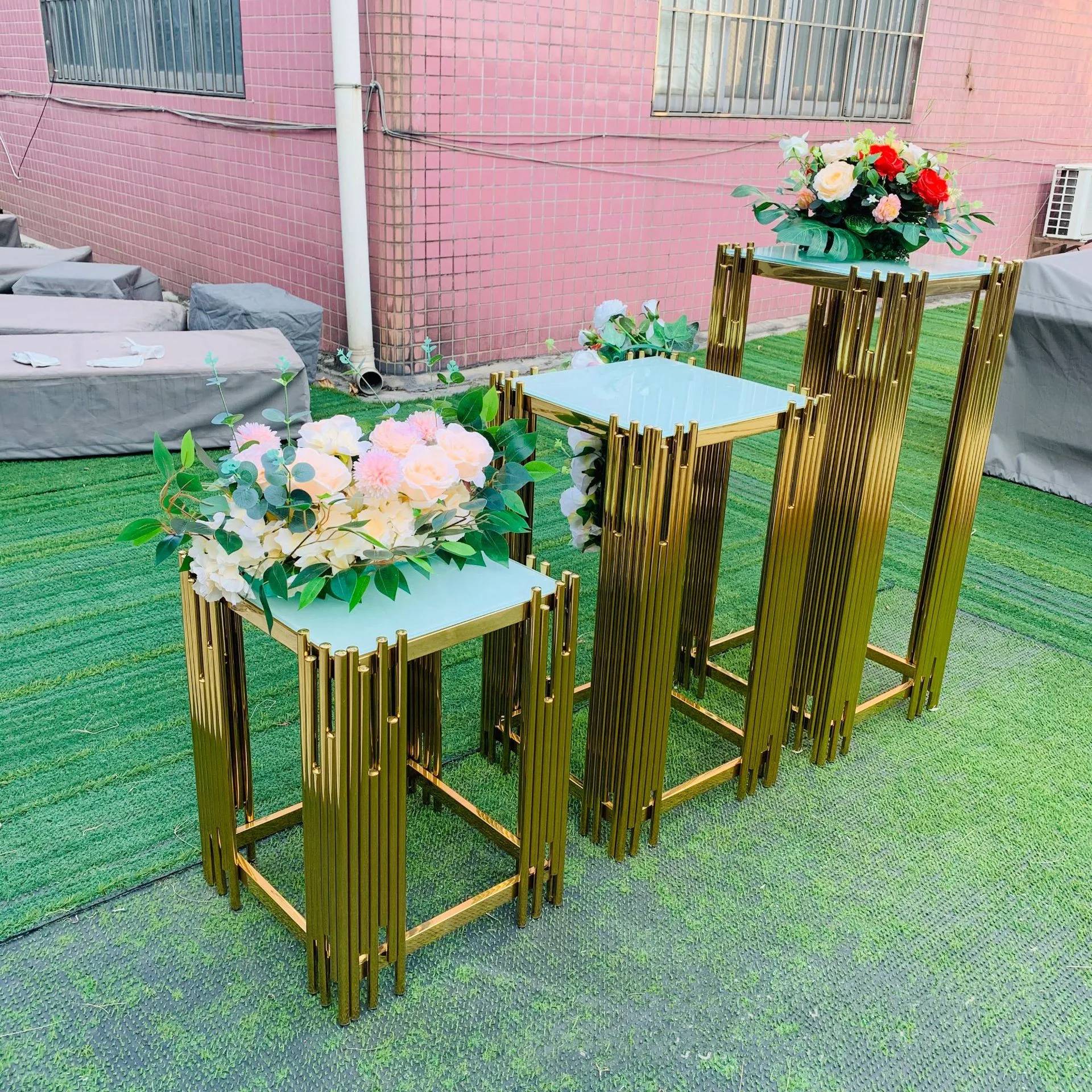 

Акриловый держатель для торта, печенья, шоколада, цветов