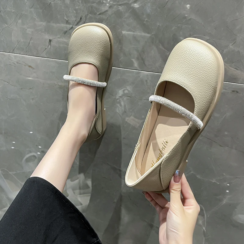 

Кроссовки женские из ПУ кожи, на плоской резиновой подошве