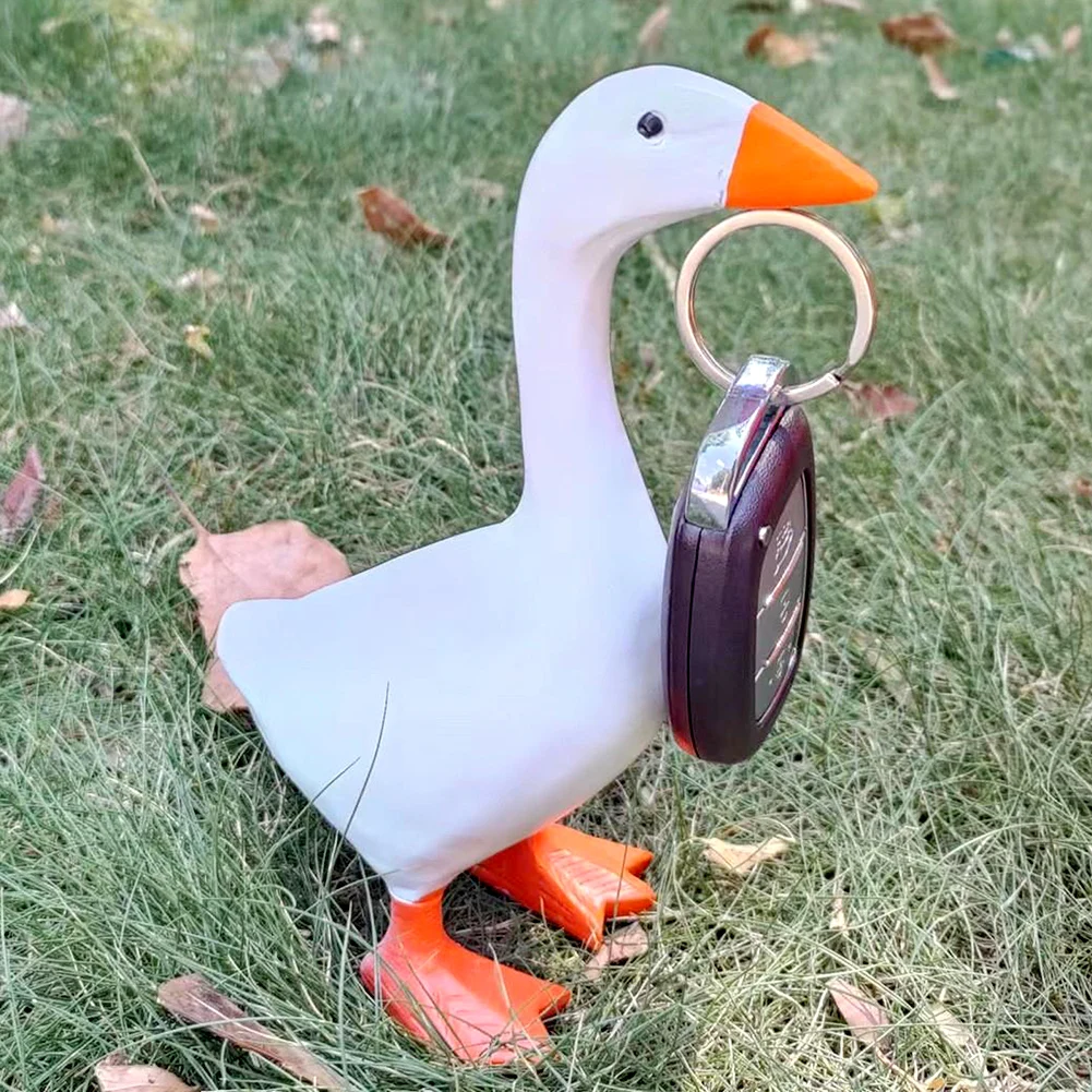 

Magnetic Goose Key Holder Painted Resin Goose Decoration Gift For Christmas Birthday