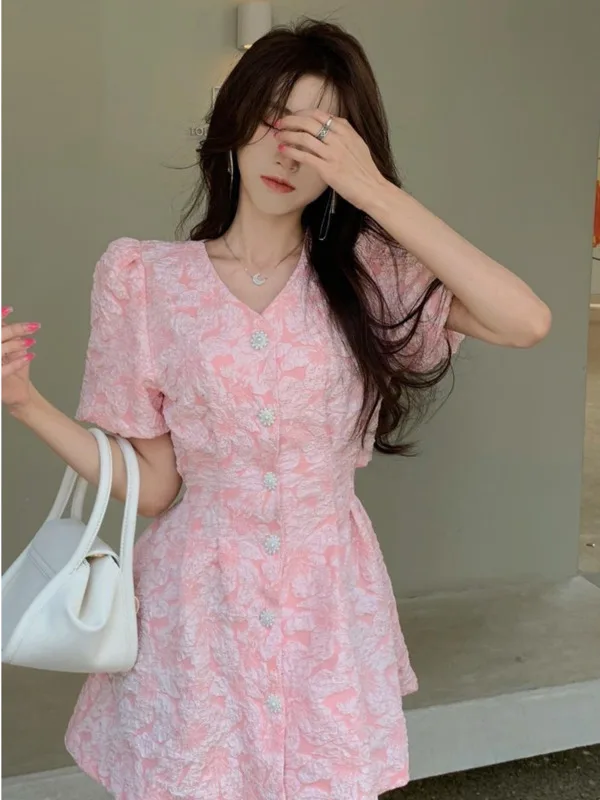 Платье женское трехмерное с V-образным вырезом маленький аппарат для ухода за