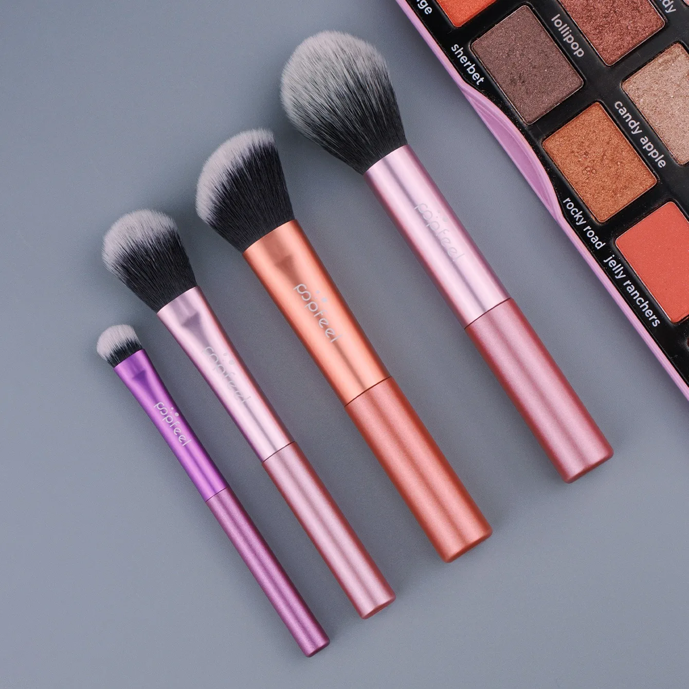 Мини-Кисть для макияжа с мягкими волосами 4 шт.