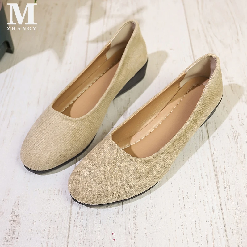 Повседневная женская обувь на плоской подошве модная мелкой танкетке трендовое