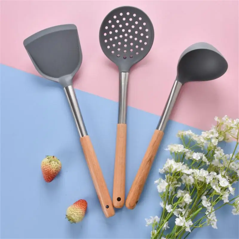 

Non-slip Salad Mixing Scraper Food Grade Anti-scalding Duck Tongue Shovel Wooden Handle Spatula Kitchen Utensils Hanging Hole