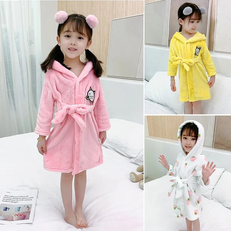 

Children Bathrobe Thick Baby Girls Cartoon Hooded Bathrobe Child Toddler Bath Towel Robe Winter Baby Clothing Sleepwear
