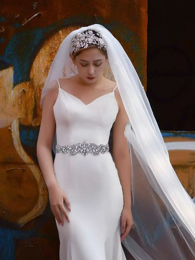 

TOPQUEEN S60 Luxury Bridal Belt Fashion Wave Style Rhinestone Sash Women'S Party Dresses Decoration Girdles Wedding Accessories