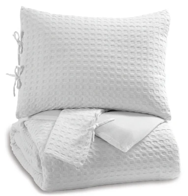 

Maurilio Traditional Textural Design Cotton Comforter with Two Pillow Shams Set, White