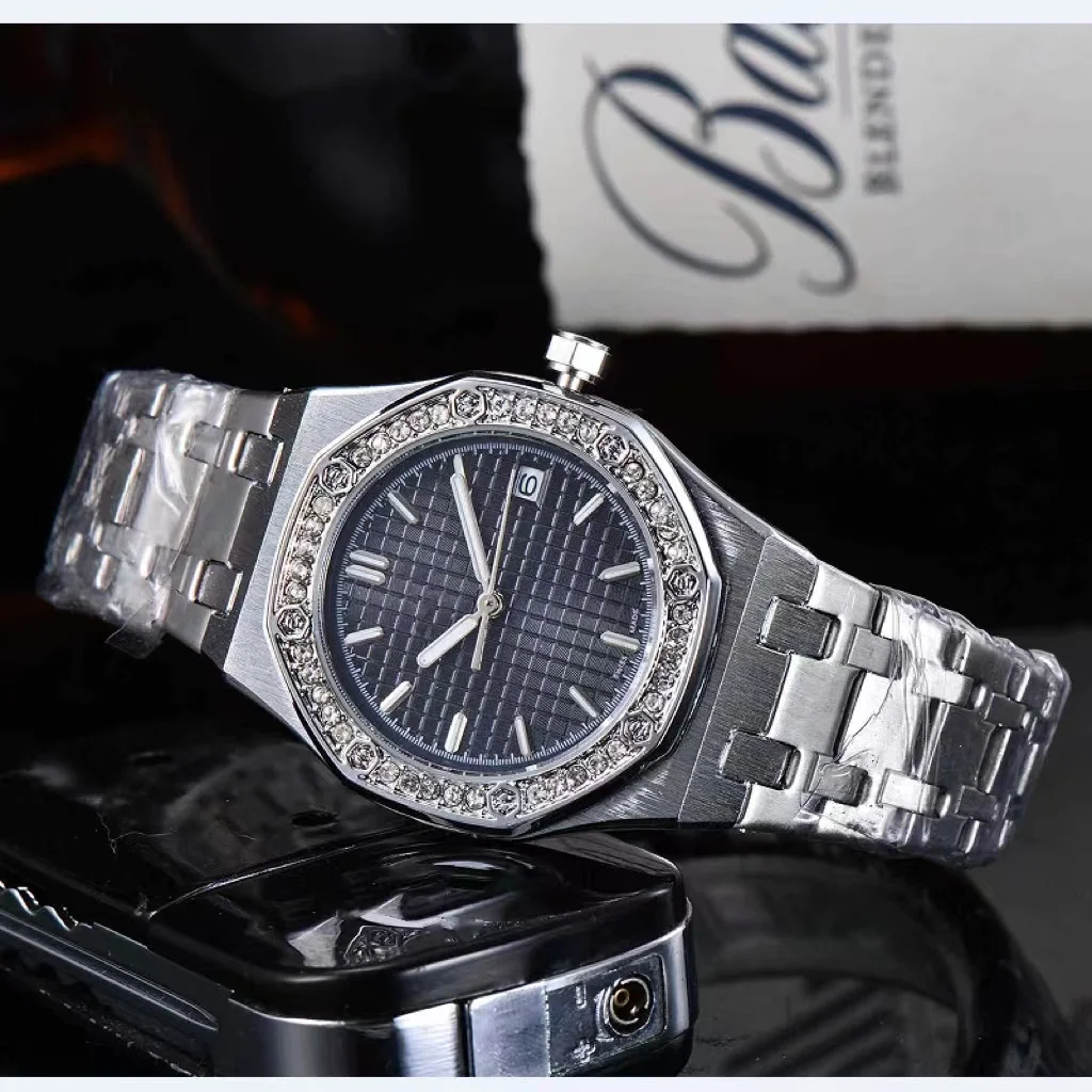 

A Original Diamond Case Fashion Women Wristwatch Retro Business Stylish Silver Metal Folding Buckle Strap Men Couple Watch Logo