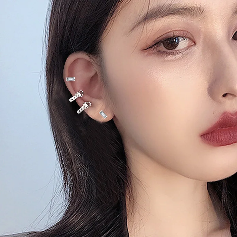 

1 Pair Punk Heart Belt Ear Cuff Earring Love Buckle Belt No Piering Ear Clip Simple Silver Color Small Earcuff Women Jewelry