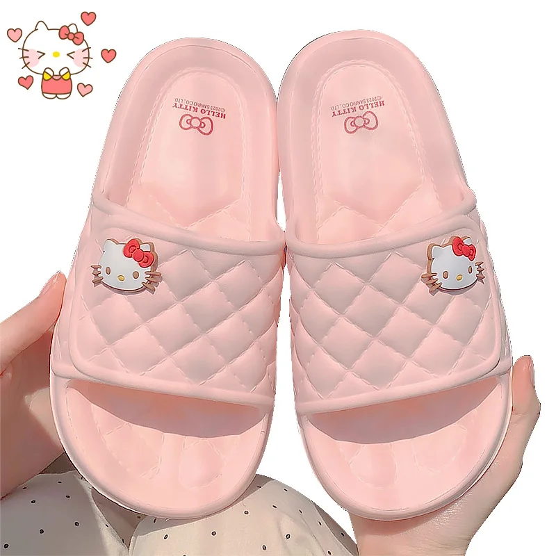 

Sanrioed My Melody Hellokitty Cinnamoroll Kuromi тапочки Мультяшные домашние Нескользящие простые мягкие туфли на подошве Симпатичные сандалии для ванны для дев...