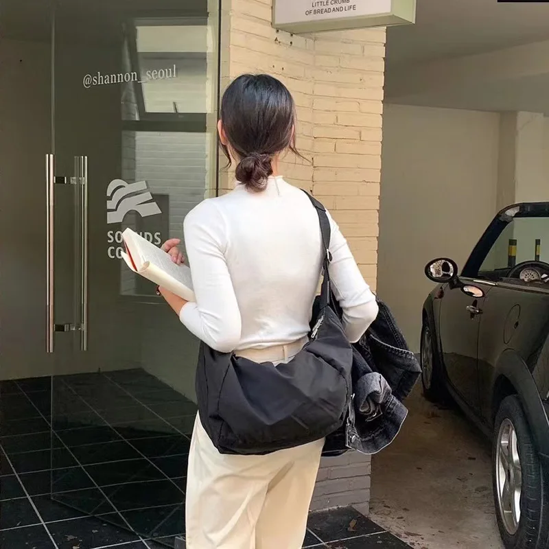 New Women Shoulder Bags Large Capacity Versatile Crossbody Dumplings Student Shopping Leisure Nylon Crescent Bag