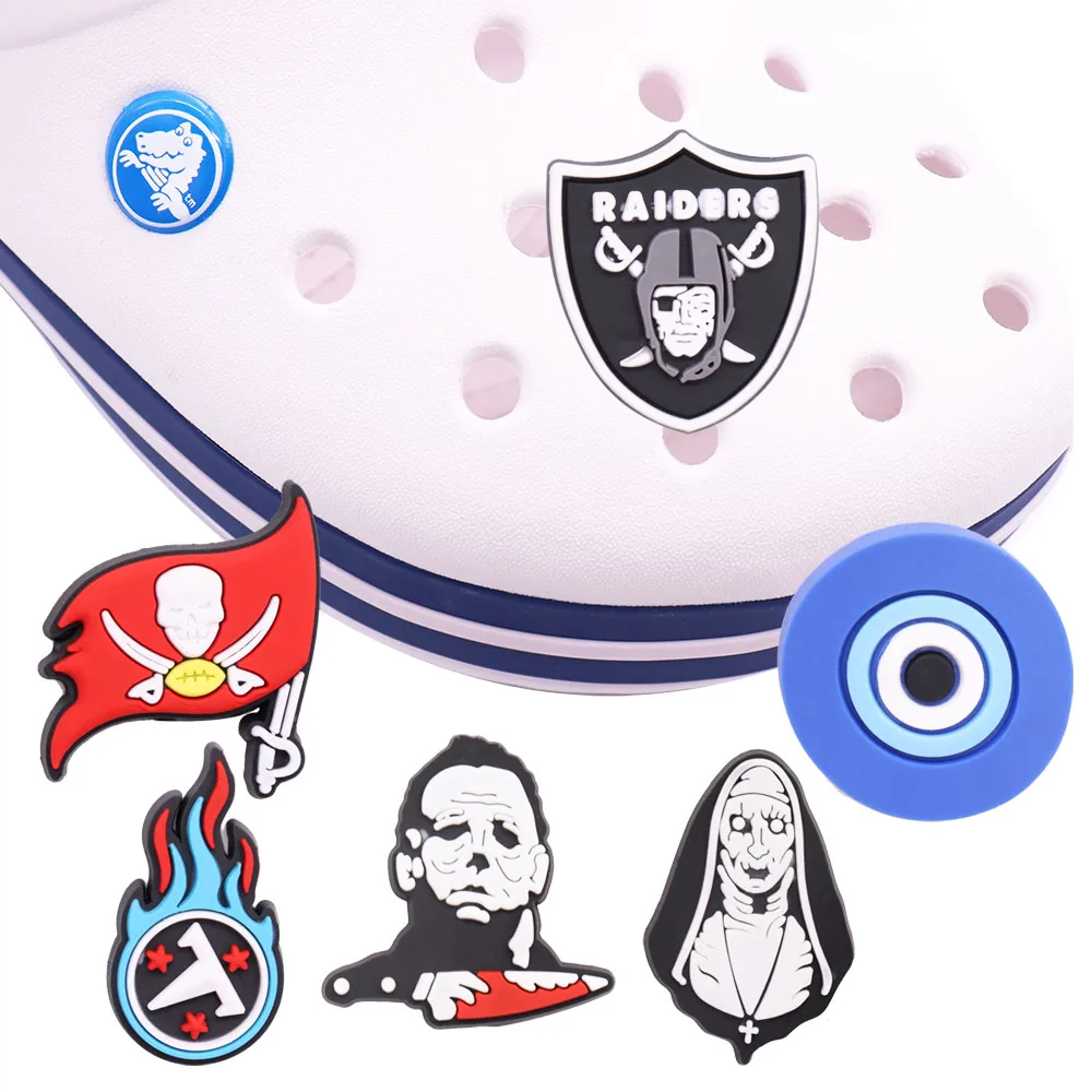 

1-6PCS Cartoon Pirates Horrible Anime Hero Style PVC Garden Shoe Charms Buckle Decorations Fit Sandals Wristbands Croc Jibz