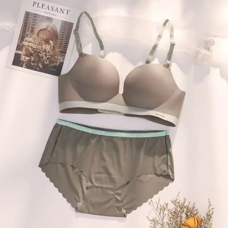 Seamless Bralette Women Push Up Bras and Panty Sets Wireless Brassiere Sexy Ladies Underwear Panties Set Lingerie Outfit