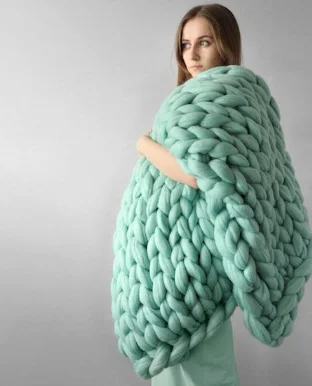 

Bulky Knit Throw Chunky Sofa Blanket Hand-Made Super Large Chair Mat