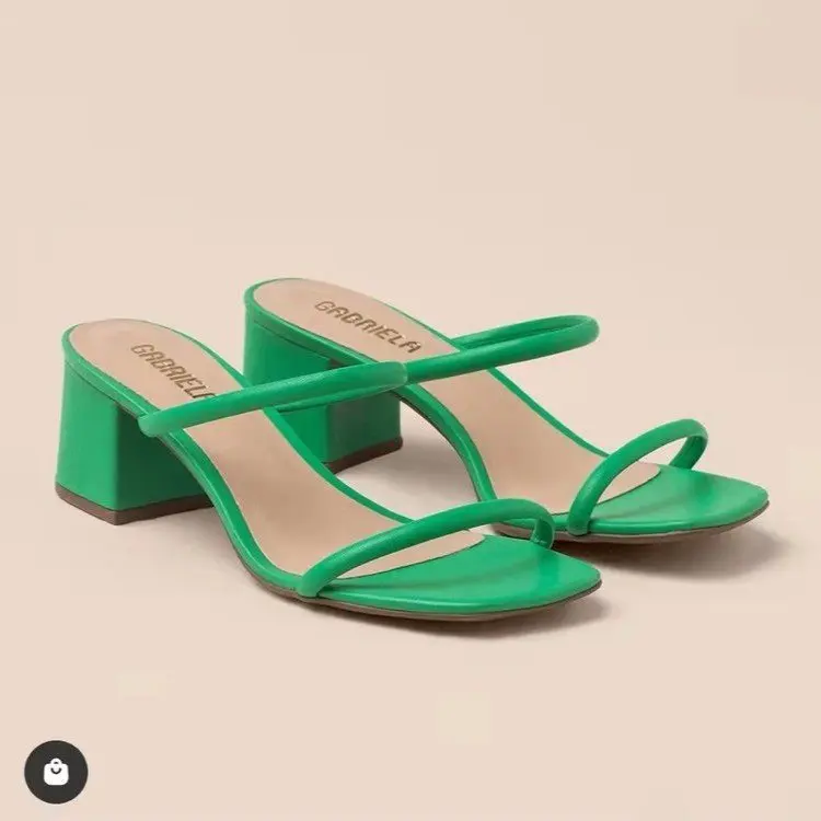 

Women Sandal Thick One-word Middle Square ShoeThin Slippers Large Open Toe High Heel Hot Sale Feminino Platform Heels Shoes