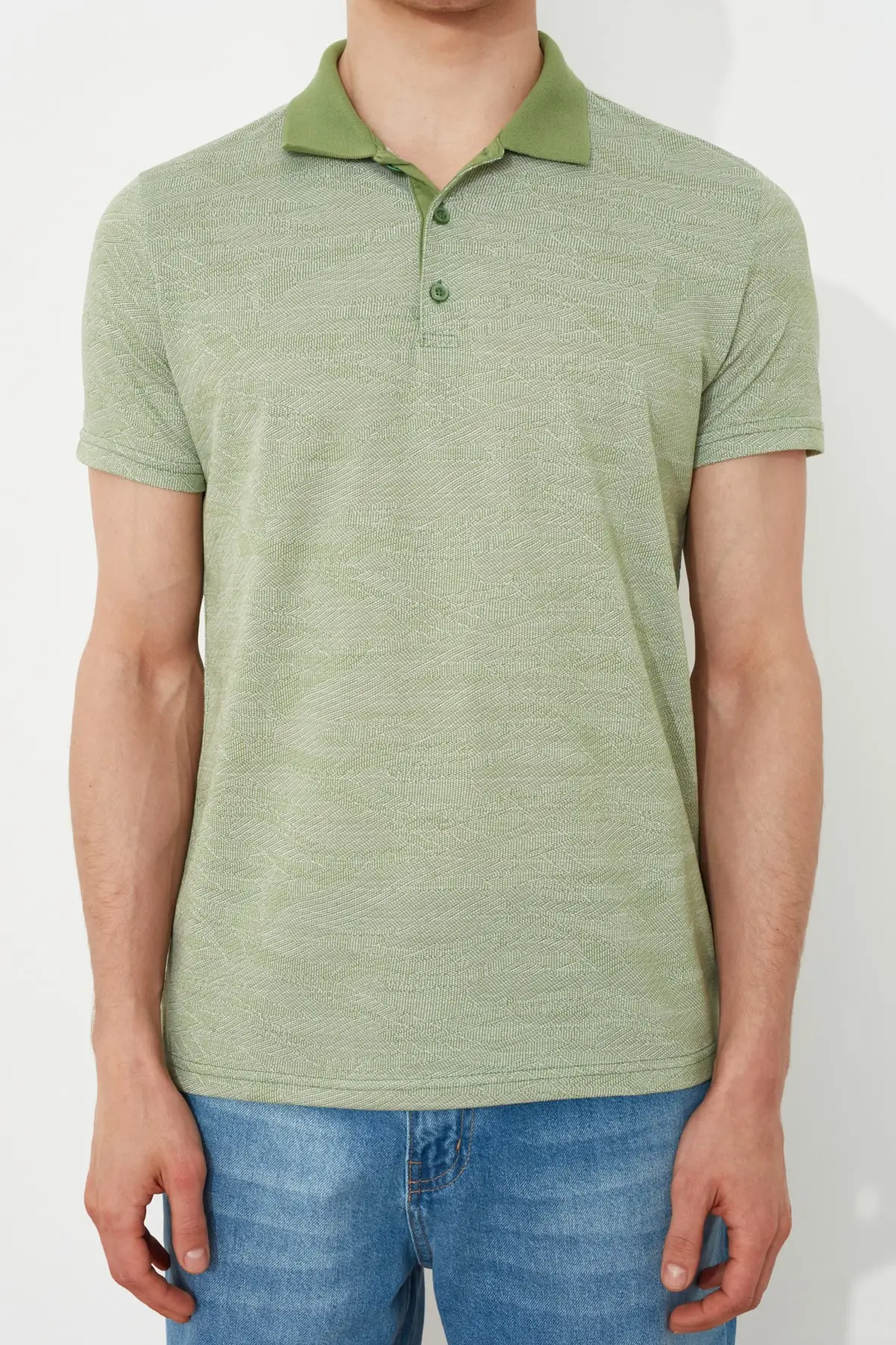 

Trendyol Men 'S Slim Fit Short-Sleeve Jacquard Jersey Polo Collar T-shirt TMNSS21PO0114