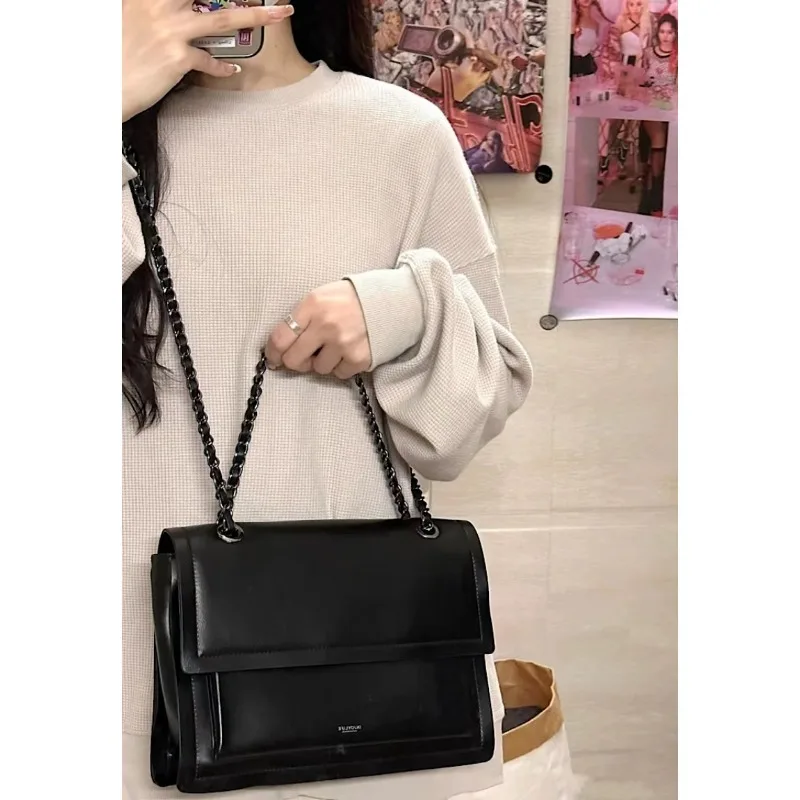 

Homeless Bag New Niche Design Large Capacity Locomotive Chain Shoulder Bag Messenger Bag 2023