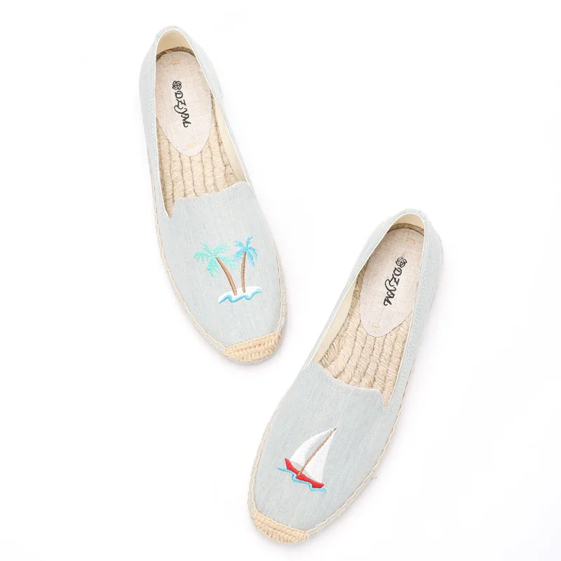 Classic Embroidered Women Shoes Fashion Floral Slip-on Fisherman Shoe Vintage Shallow Lazy Flats Outdoor Casual Zapatillas Mujer