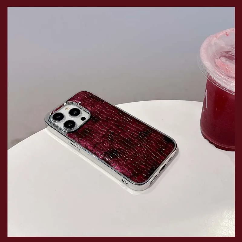 Роскошный кожаный блестящий чехол для iPhone 11 12 13 14 15 Plus 16 Pro Max противоударная