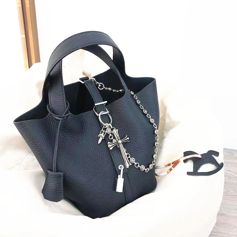 Genuine Leather Women Basket Tote Handbag Black Luxury Brand Designer Ladies Shoulder Bags with Chains Decoration Free Shipping