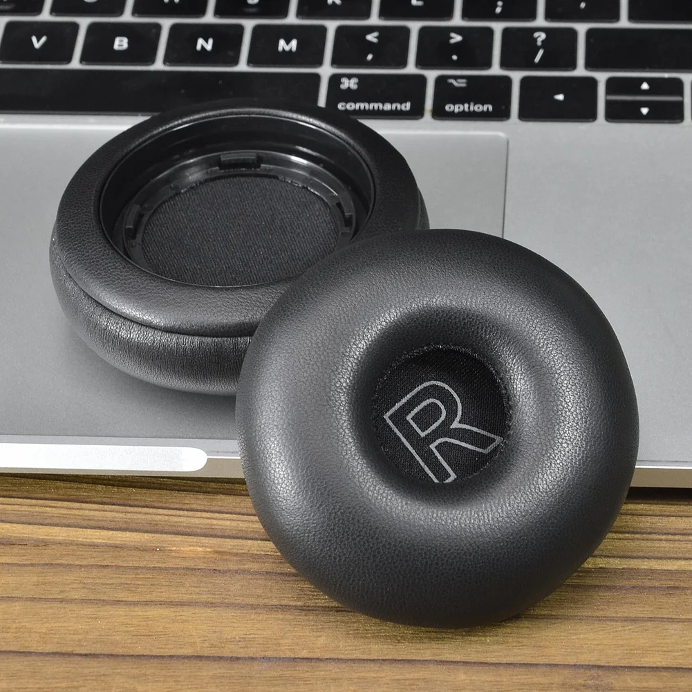 Фото 2 шт. черных амбушюр из овчины с эффектом памяти для наушников Bang & Olufsen H8i, сменные подушки, аксессуары. №4