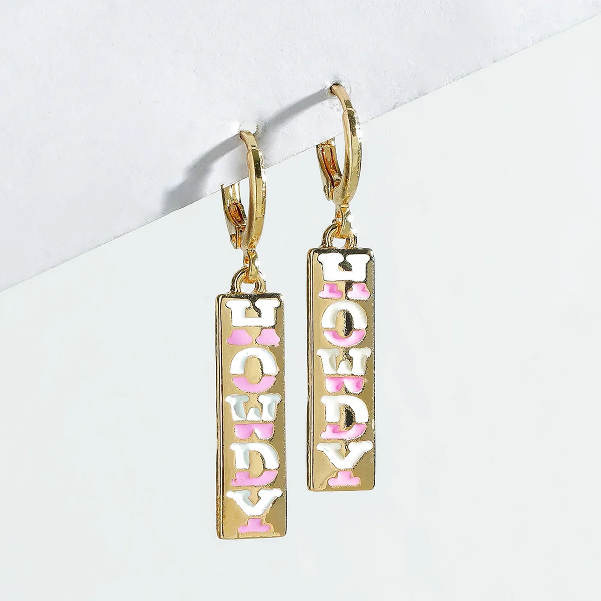 

Женские серьги-подвески в ковбойском и западном стиле