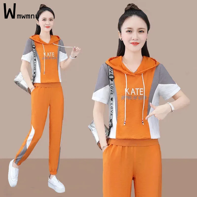 

Letter Embroidery Spliced Design Women Sumemr Tracksuit Hooded Short Sleeve Tops and Capris Pants Outfits Femme Two Piece Sets