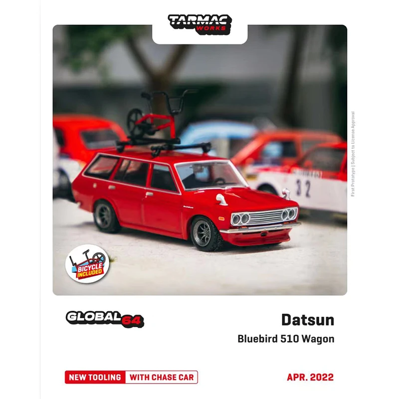 

Tarmac Works 1:64 Model Car Datsun Redbird 510 Wagon Alloy Die-Cast with Roof Rack and Bike - Collection