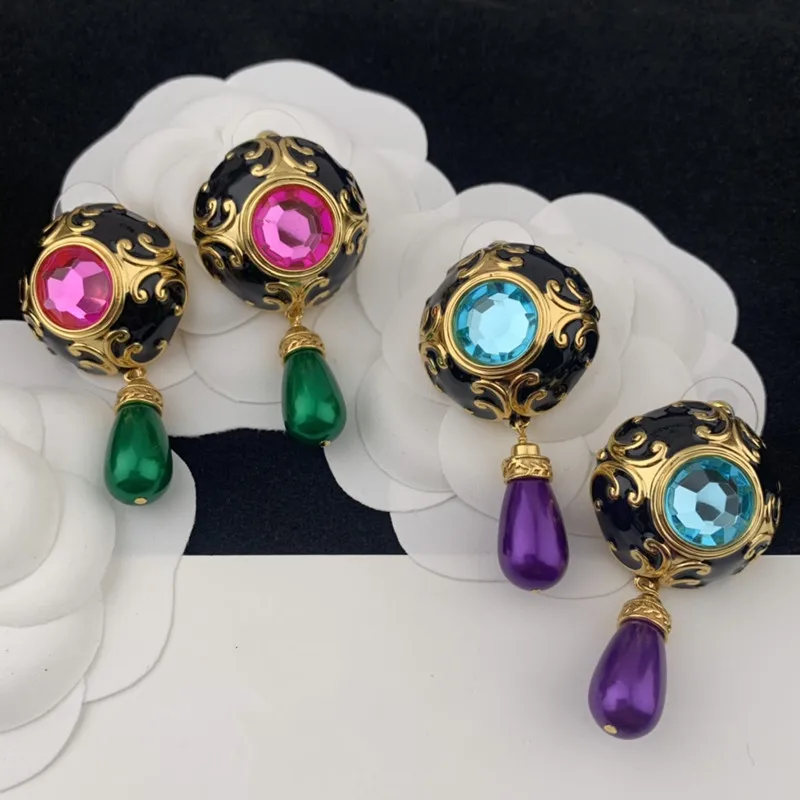 

European and American vintage vintage oil drop retro black oil earrings